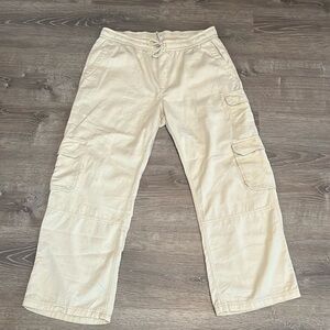 Old Navy mid-rise wide leg cargo pants